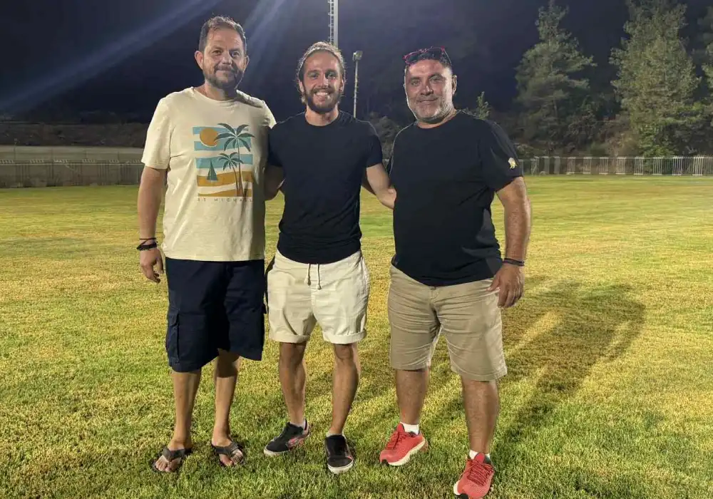 Ο Ατρόμητος Διμυλιάς απέκτησε τον ποδοσφαιριστή Σίμο Καραμανώλη