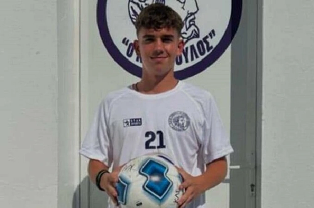 Ο Κλεόβουλος Λίνδου έκανε δικό του τον 16χρονο επιθετικό Μιχάλη Καραμάνο