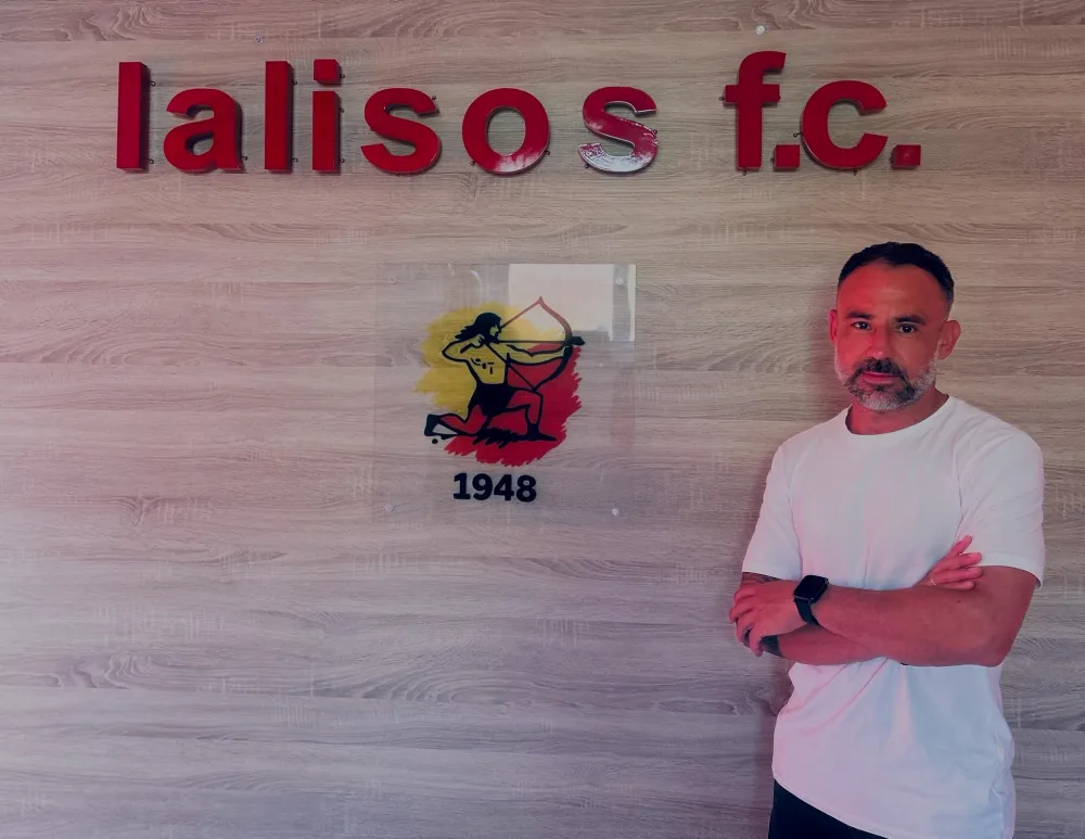 Τεχνικός Διευθυντής στις ακαδημίες του Ιάλυσου ο Σάββας Κούρος