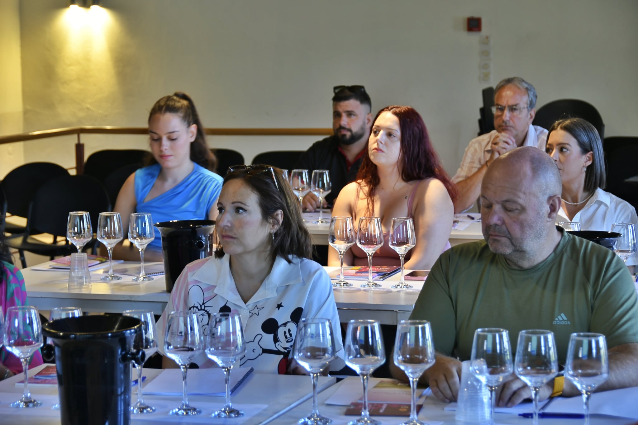 ΕΟΣ Σάμου: Πραγματοποίησε πρόγραμμα οινογευσίας με στόχο την σύνδεση εστίασης και τουρισμού