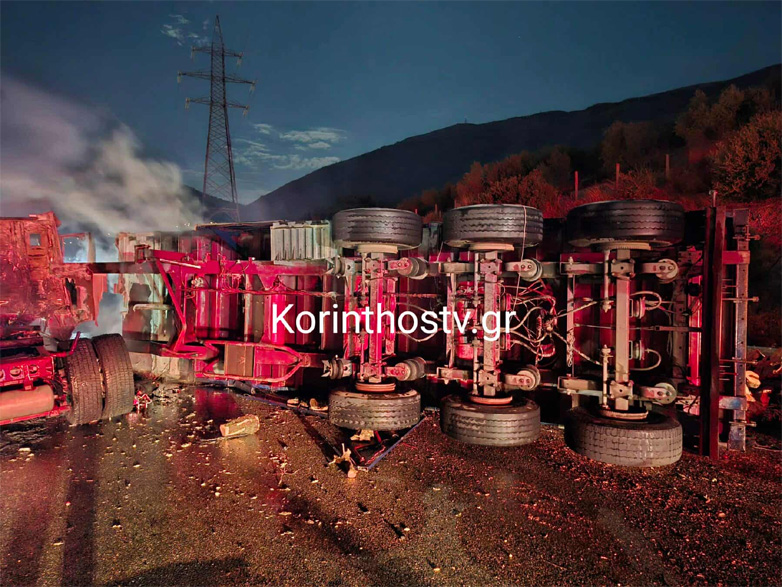 Στις φλόγες νταλίκα μετά από τροχαίο στην Εθνική Οδό Κορίνθου – Πατρών