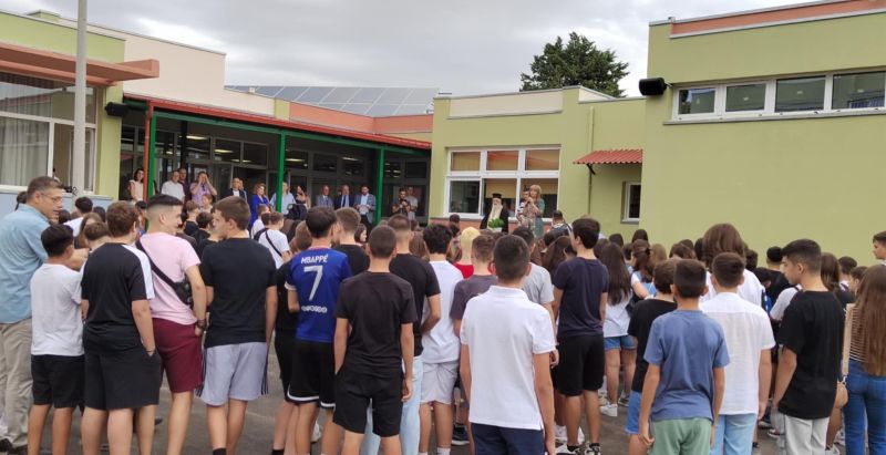 Πρεμιέρα για τα Δημόσια Ωνάσεια Σχολεία στην Κοζάνη – Αγιασμός και αισιοδοξία για τη νέα σχολική χρονιά – Δείτε φωτογραφίες & βίντεο 