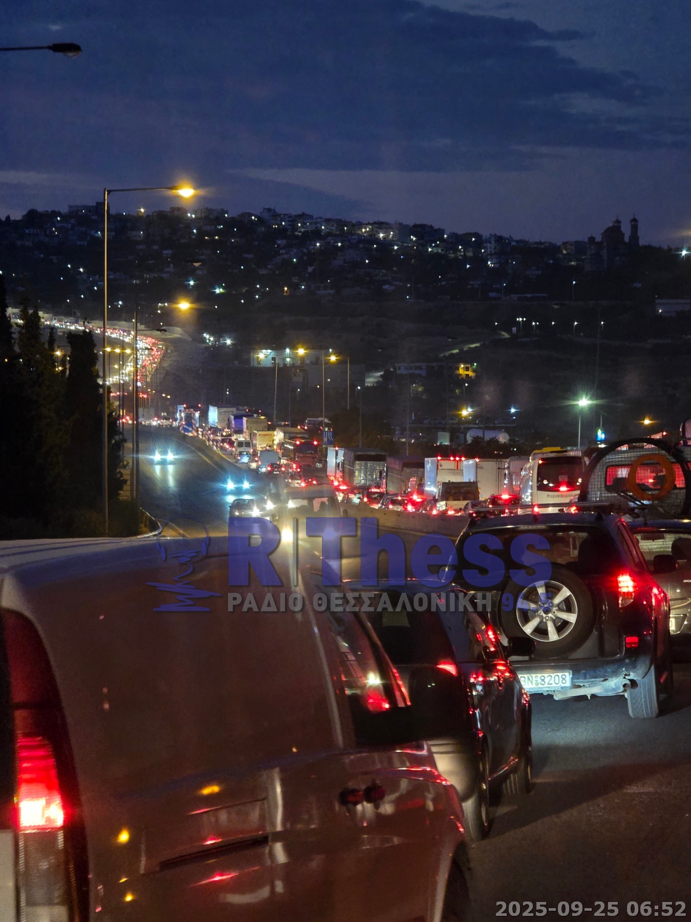 Πρωινό «μαρτύριο» στον περιφερειακό- Τροχαίο στη Νεάπολη (PHOTO)