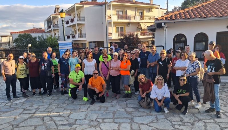 Μοναδική πεζοπορία στη φύση και πολυφωνικές μελωδίες με φόντο τη νυχτερινή Κοζάνη- Δείτε φωτογραφίες