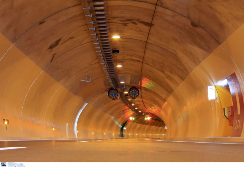 Άνοιξε η σήραγγα Τεμπών – Κανονικά η κυκλοφορία