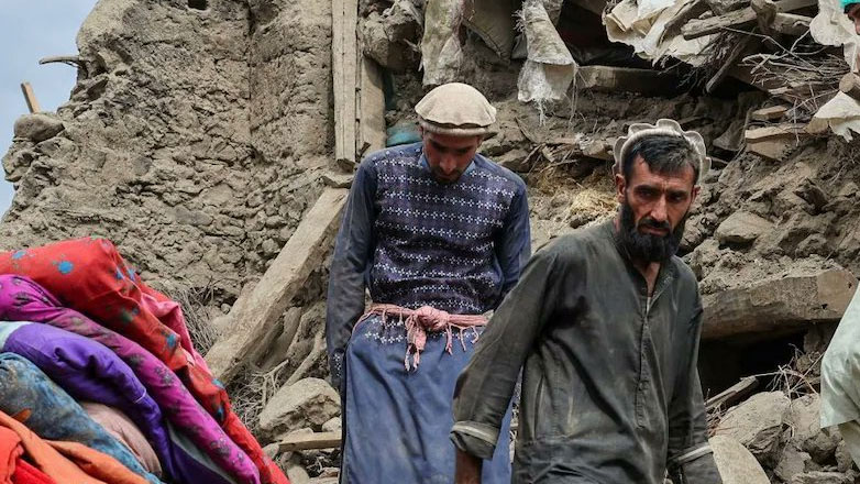 Αφγανιστάν: Γυναίκες πέθαναν αβοήθητες στα ερείπια