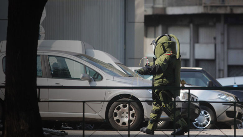 Κολωνός: Χειροβομβίδα εντοπίστηκε μέσα σε κουτί