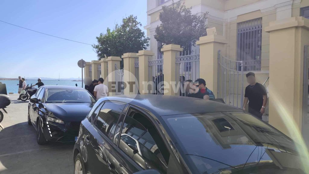 Χίος: Προθεσμία στους δύο Τούρκους με τα 12.500 κινητά τηλέφωνα – Απολογούνται αύριο