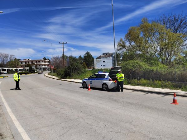 Δυτική Μακεδονία: 430 Τροχονομικοί έλεγχοι στο πλαίσιο της εκστρατείας «Μηδενική Ανοχή στη μη χρήση κράνους»