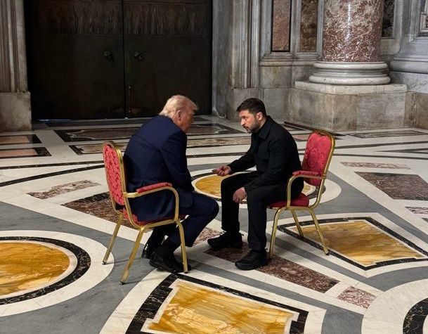 Πιθανή συνάντηση Τραμπ – Ζελένσκι την επόμενη εβδομάδα