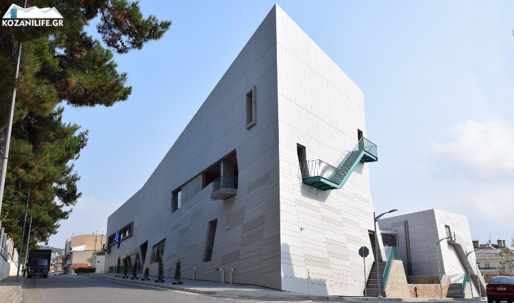 Η Κοζάνη υποδέχεται 41 κλασικά αυτοκίνητα – Εντυπωσιακή εκκίνηση από την Κοβεντάρειο το Σάββατο 27 Σεπτεμβρίου