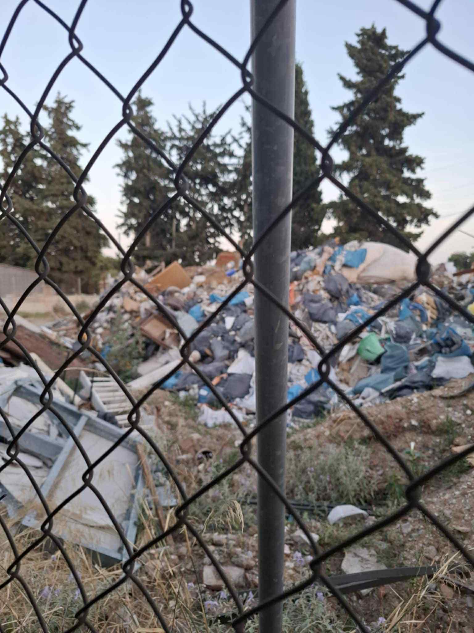 Καταγγελία για χωματερή στο αμαξοστάσιο Αμπελοκήπων Θεσσαλονίκης – Η απάντηση του Δήμου