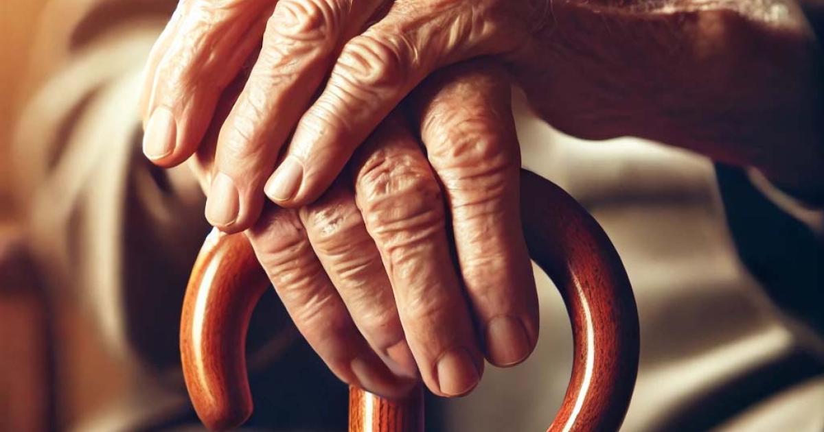 Πώς θα βοηθήσετε τα ηλικιωμένα μέλη της οικογένειας να αποφύγουν τις διαδικτυακές απάτες