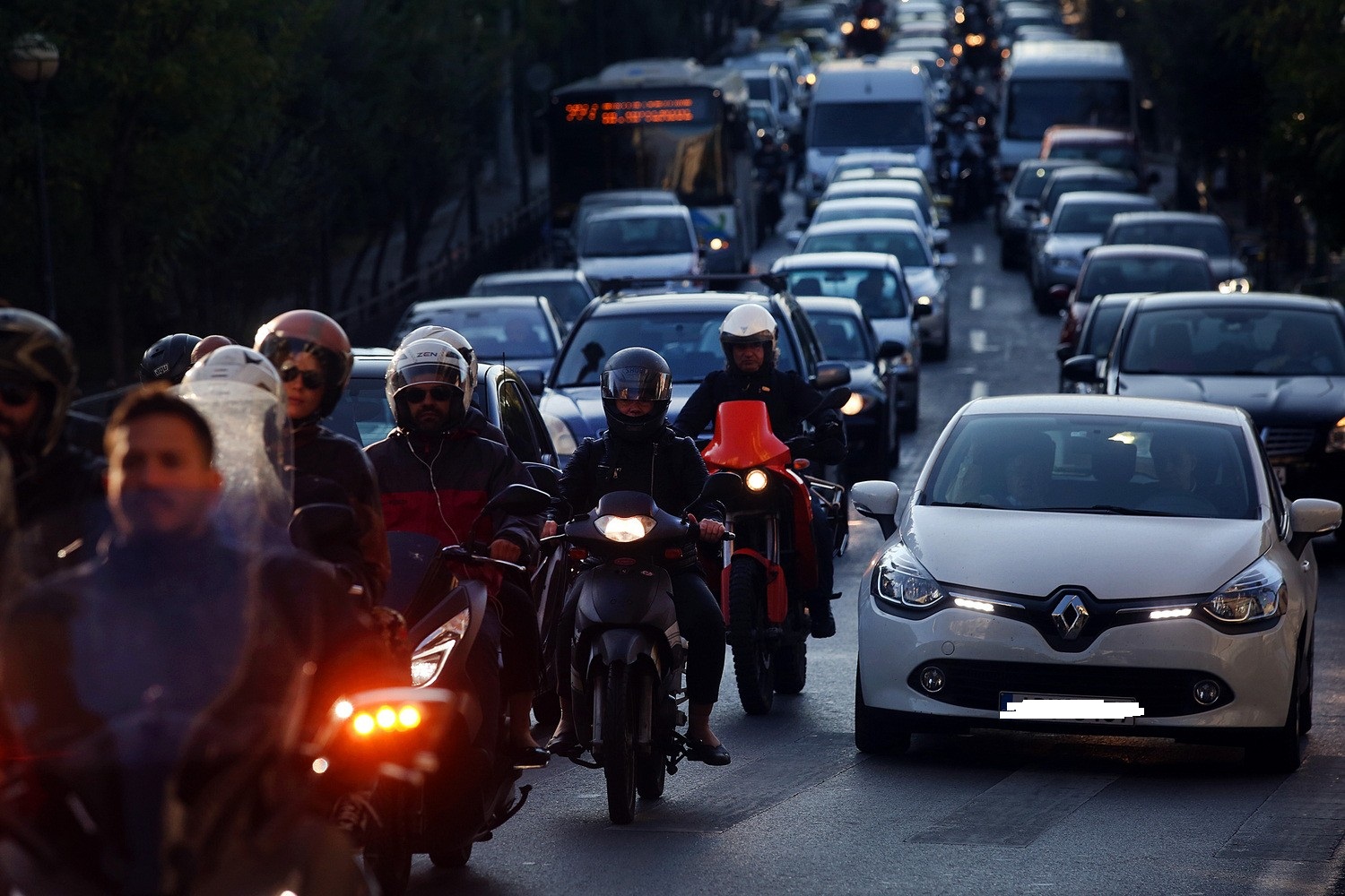 Νέος ΚΟΚ – 215 παραβάσεις στη Δυτική Ελλάδα για κράνος τις τελευταίες δύο εβδομάδες