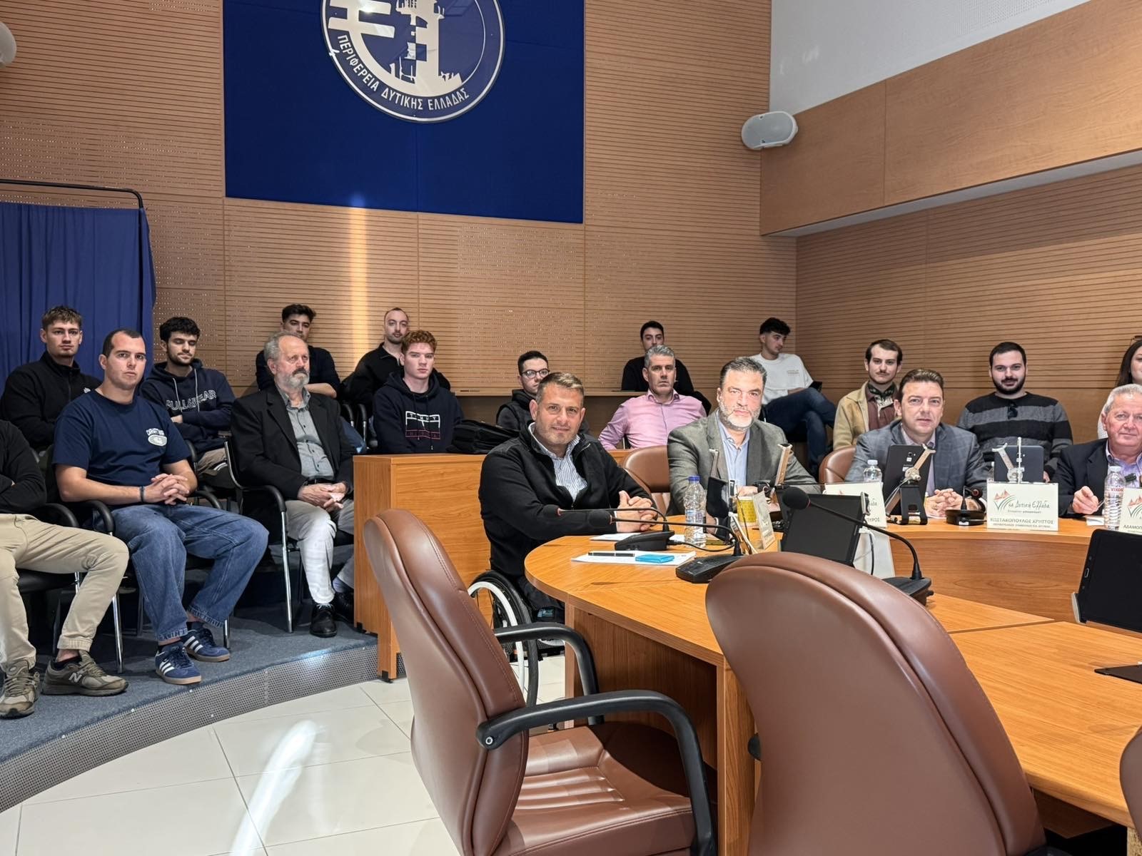 ικανοποίηση για τη στήριξη από την περιφερειακή αρχή της μετακίνησης των φοιτητών